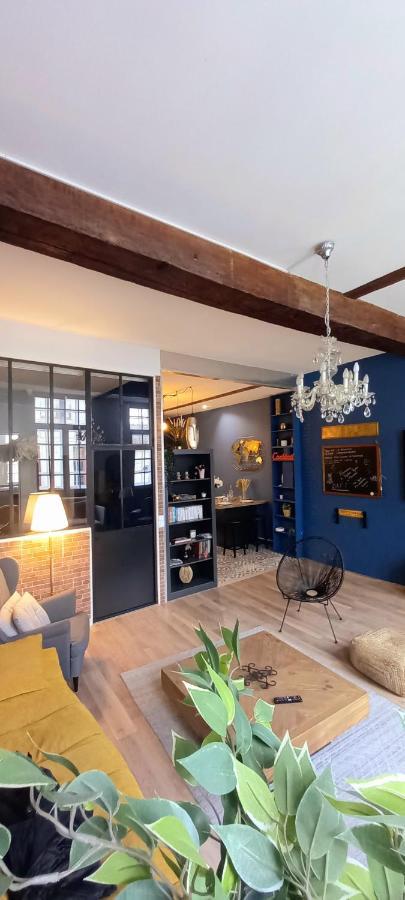 Appartamento La Rochelaise : Calme & Somptueux Dans L'hyper Centre.