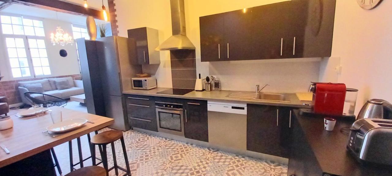 Appartement La Rochelaise : Calme&somptueux Dans L'hyper Centre. *